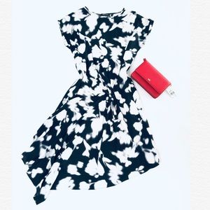 KENNETH COLE Asymmetric High - low Printed Dress - (#0627)